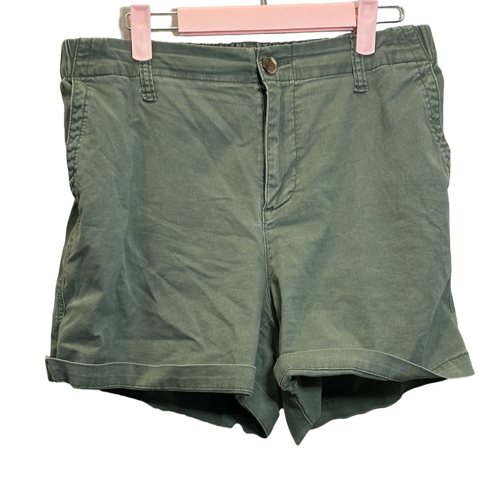 Old Navy “everyday” elastic waist short